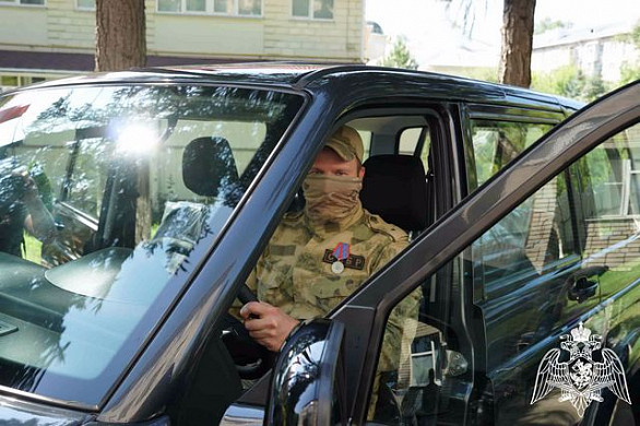 Региональному Управлению Росгвардии передали новые автомобили для выполнения спецзадач